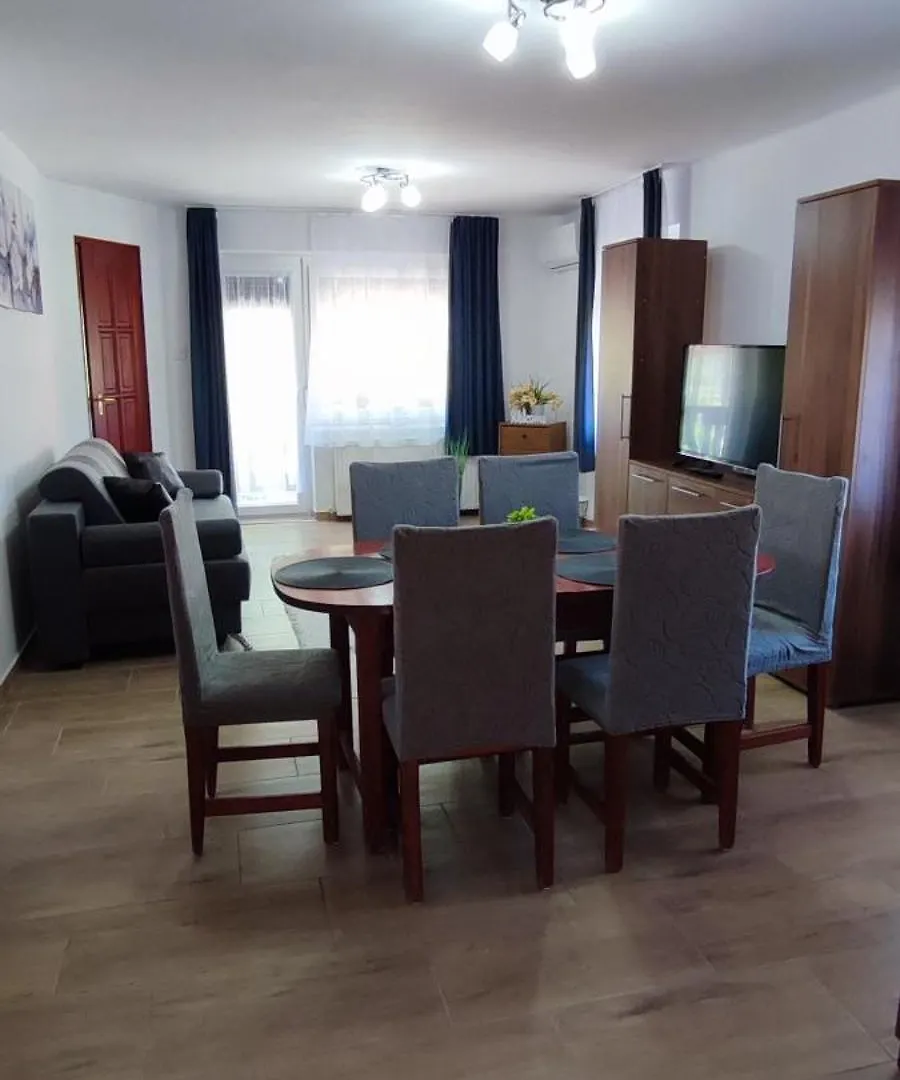 Bazsi Apartman Hajduszoboszlo Hungary